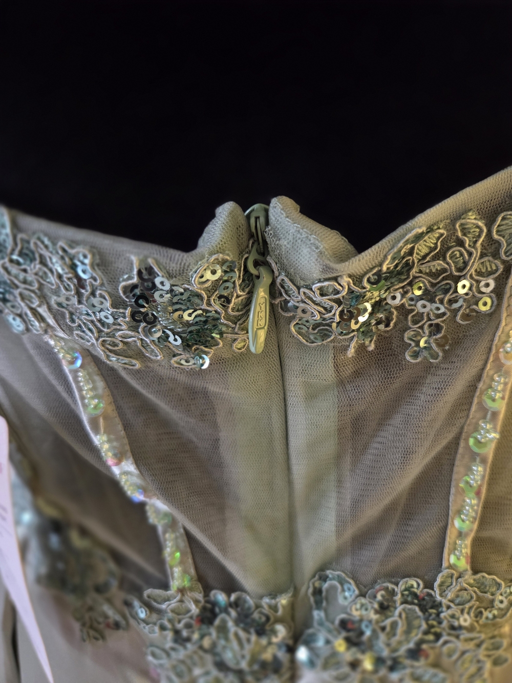Elegant Sage Green Lace Appliqué Satin Mini Dress - Picture 6 of 10